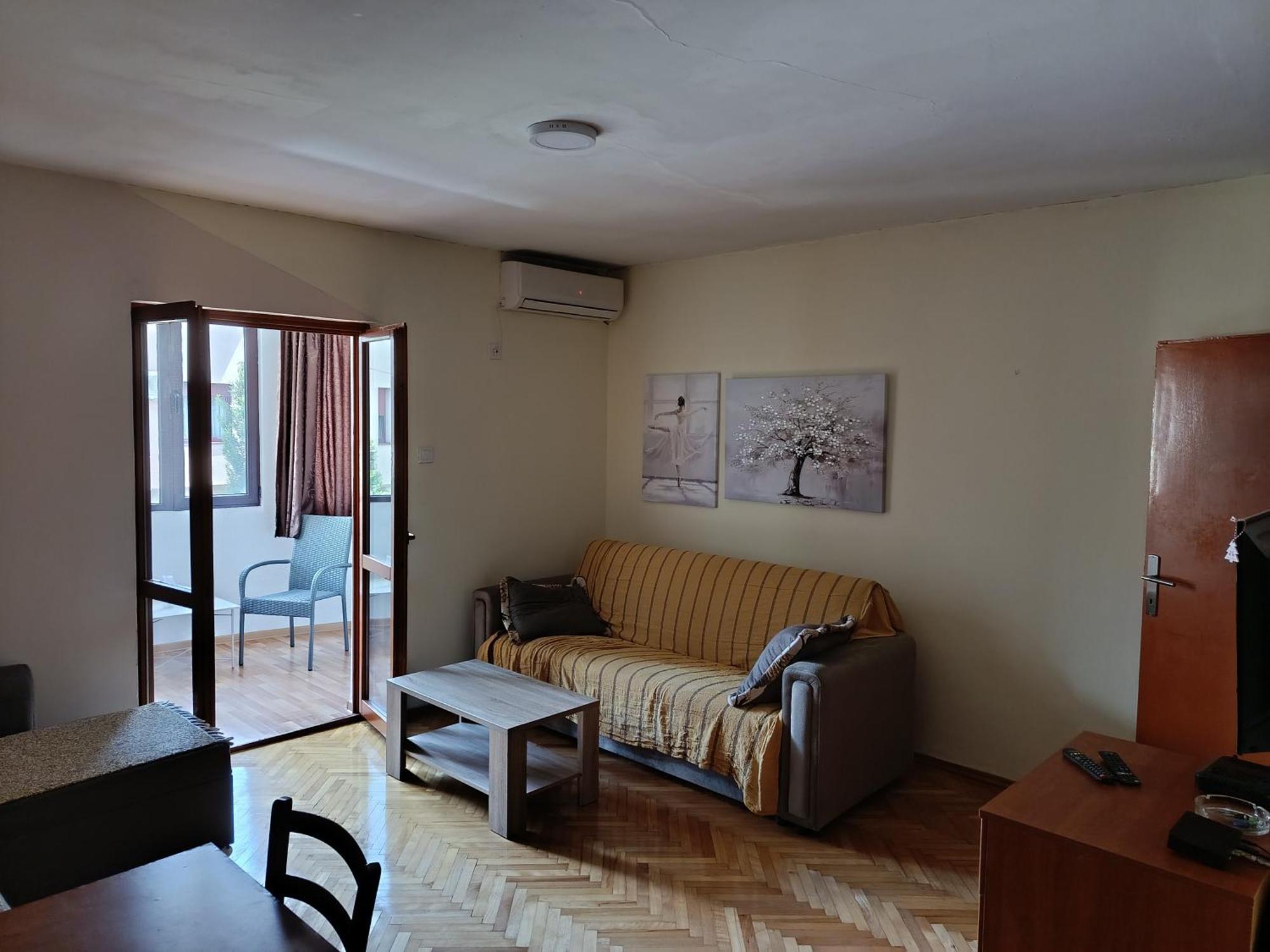 Malo Brdo Apartment พอดโกริกา ภายนอก รูปภาพ