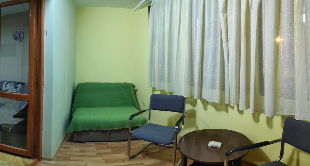 Malo Brdo Apartment พอดโกริกา ภายนอก รูปภาพ